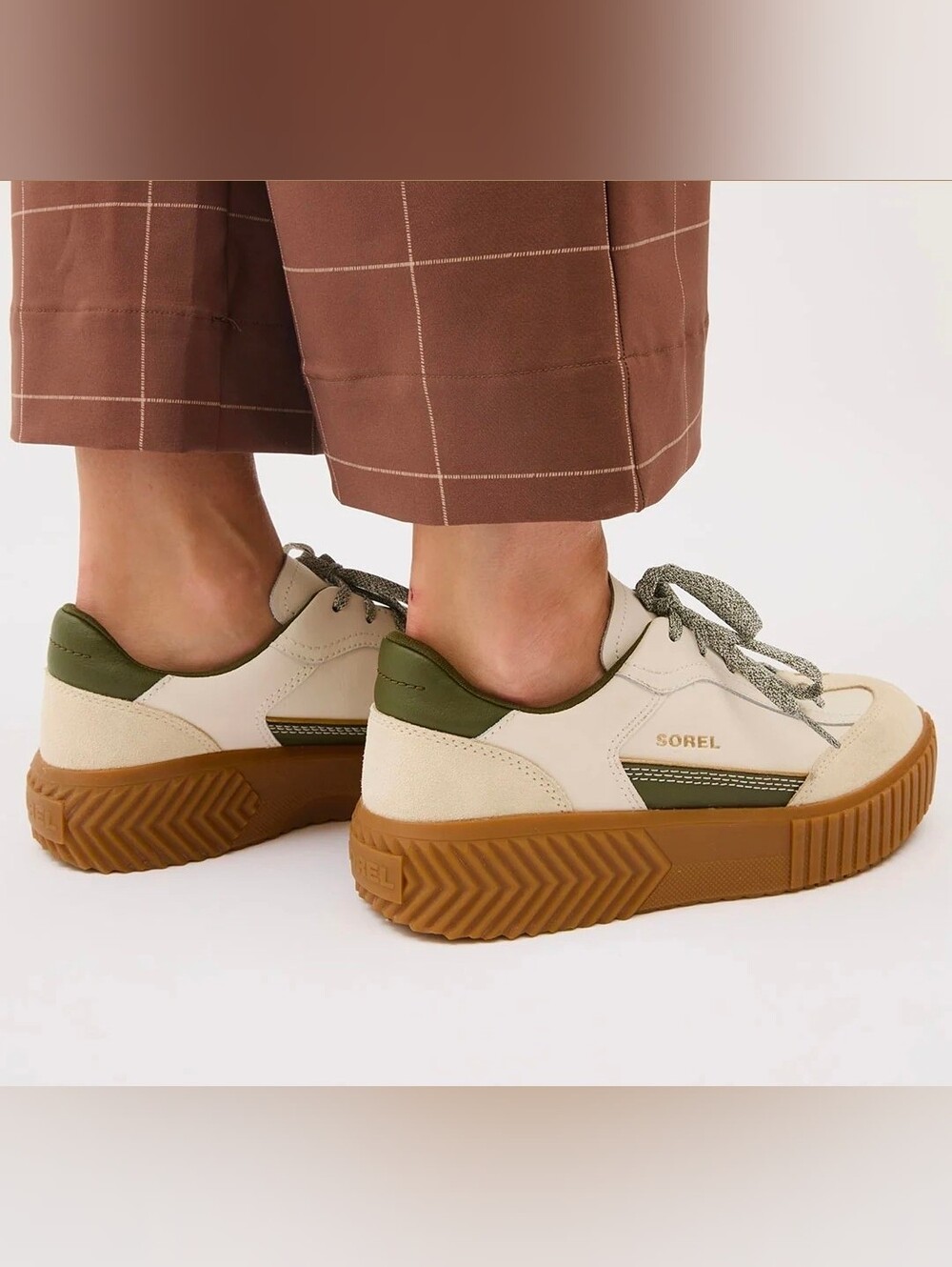 Sorel, Ona Ave T-Toe, Chalk/Utility Green. Size 5.5 - Picture 5 of 13